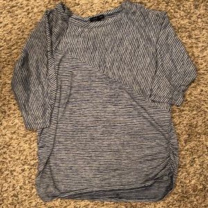 3/4 sleeve Blue and white striped top with ruched sides